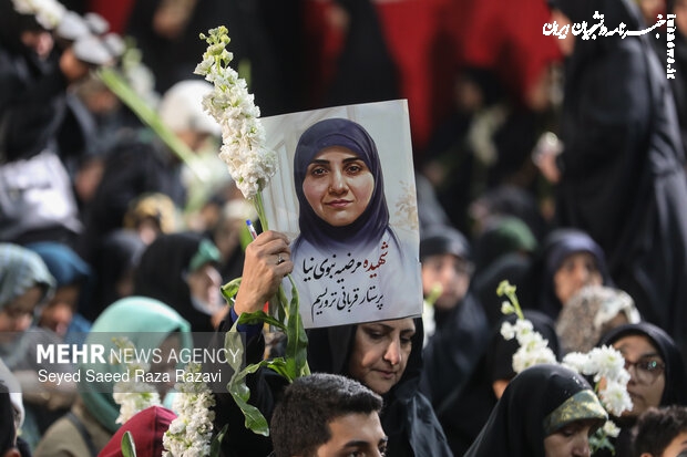 برگزاری تجمع محکومیت هتک حرمت مساجد با حضور مردم