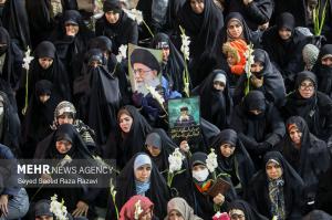 تجمع محکومیت هتک حرمت مساجد در مسجد بهشتی تهران +عکس