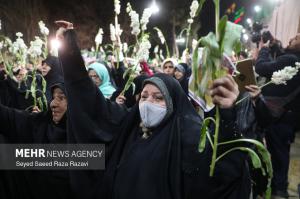 تجمع محکومیت هتک حرمت مساجد در مسجد بهشتی تهران +عکس