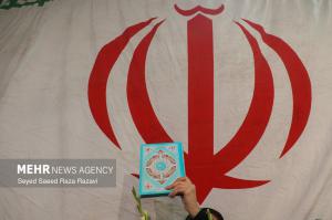 تجمع محکومیت هتک حرمت مساجد در مسجد بهشتی تهران +عکس