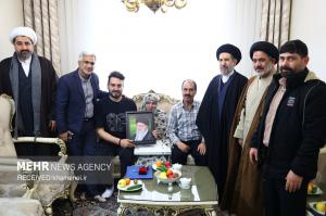 حضور نمایندگان رهبر معظم انقلاب در منازل تعدادی از جانبازان +عکس