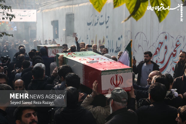 اعطای مدرک تحصیلی به دانشجویان شهید جنگ ۱۲ روزه در بهمن ماه