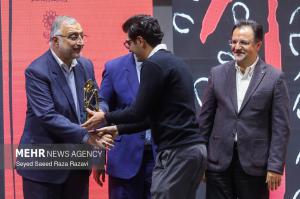 مراسم اختتامیه و اهدای جوایز دوازدهمین دوسالانه بین‌المللی کاریکاتور +عکس