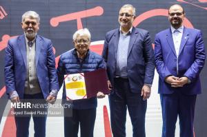 مراسم اختتامیه و اهدای جوایز دوازدهمین دوسالانه بین‌المللی کاریکاتور +عکس