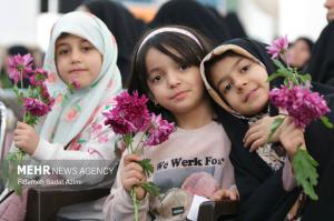 همایش ملی نرجسانه در مسجد مقدس جمکران +عکس