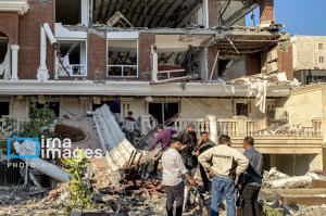 انفجار یک ساختمان در بندرعباس +عکس