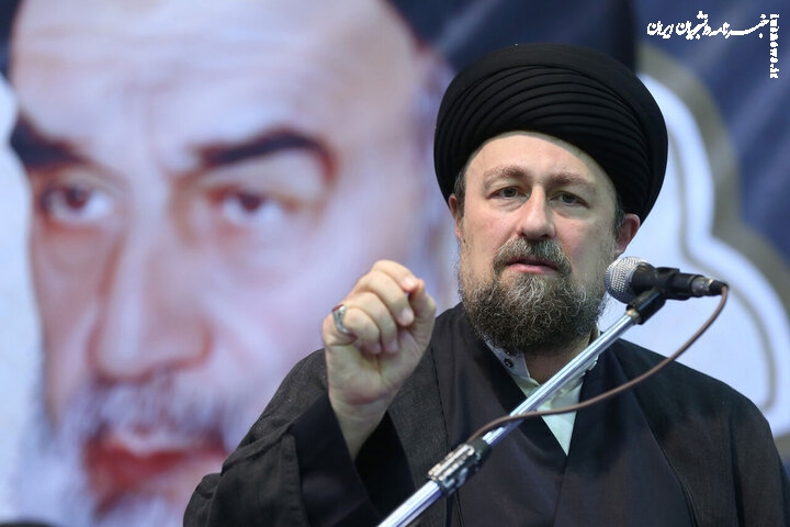  انقلاب ایران علیه حکومتی رخ داد که مورد حمایت قدرتها بود