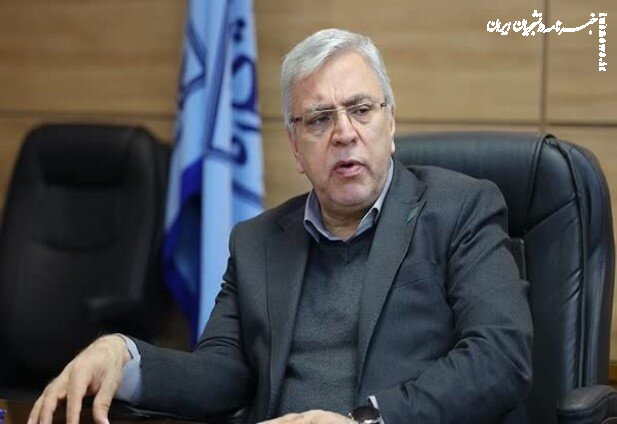 استاد باید صمیمی باشد، اما با مرز حرفه‌ای