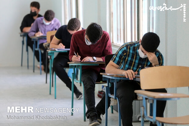 بزرگ‌ترین آزمون برخط دانش‌آموزی کشور برگزار می‌شود