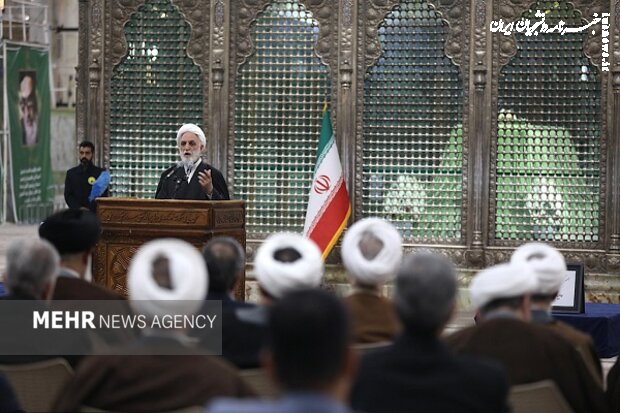  با عاملان ناامنی، ترور و خیانت قاطعانه برخورد می‌کنیم