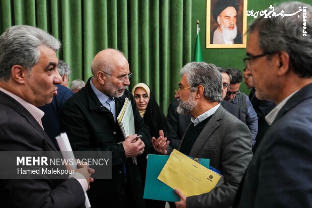 دیدار وزیر علوم و جمعی از رؤسای دانشگاه‌های سراسر کشور با رئیس مجلس