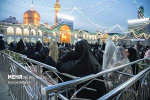 شب نیمه شعبان در حرم مطهر امام رضا (ع) +عکس