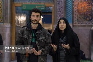 شب نیمه شعبان در حرم مطهر امام رضا (ع) +عکس