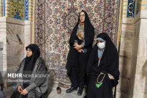 شب نیمه شعبان در حرم مطهر امام رضا (ع) +عکس