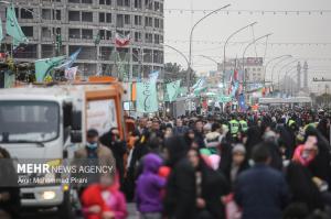 پیاده‌روی منتظران ظهور به سمت مسجد جمکران +عکس