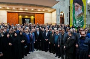 تجدید میثاق رئیس و نمایندگان مجلس با آرمان‌های امام خمینی(ره) +عکس