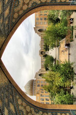 سهم حوزه علمیه در مشکلات کشور