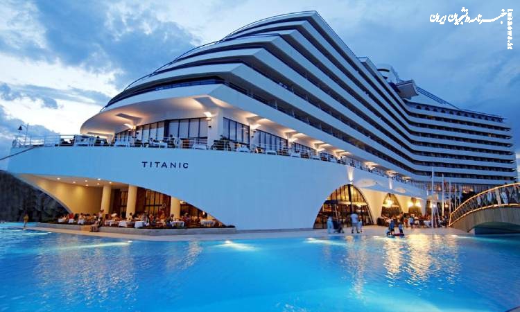 روایتی از تعطیلات تابستانی به آنتالیا در کنار دریای مدیترانه