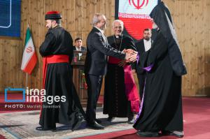 دیدار رهبران ادیان توحیدی‌ با پزشکیان +عکس