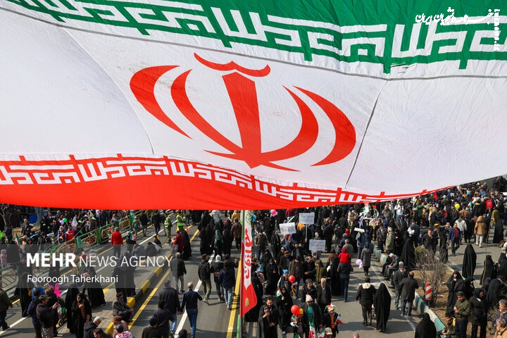 دعوت پزشکان از مردم برای حضور پرشور در راهپیمایی ۲۲ بهمن