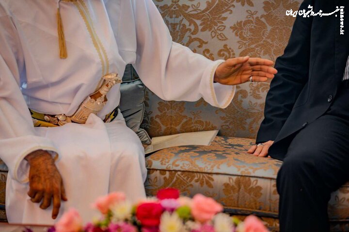 تقدیم پیام وزیر خارجه عمان به علی لاریجانی