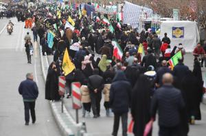 گزارش تصویری | خروش پرشکوه مردم تهران در یوم‌الله ۲۲ بهمن