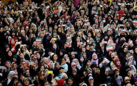 تبیین جایگاه زنان ایرانی در عرصه‌های دانش، تندرستی و تولید