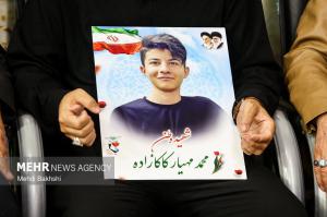 چهلم شهدای فتنه آمریکایی صهیونی در حرم بانوی کرامت +عکس