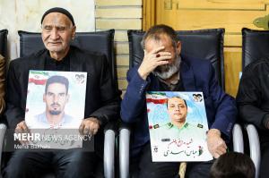 چهلم شهدای فتنه آمریکایی صهیونی در حرم بانوی کرامت +عکس