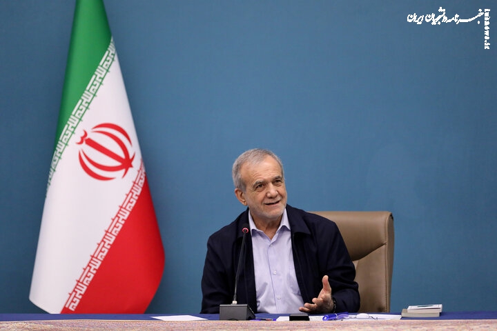 با همدلی و همکاری ملی می‌توان بر مشکلات غلبه کرد