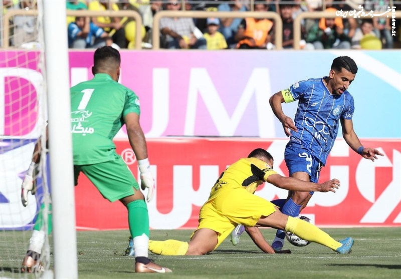 جدال استقلال و سپاهان با جان‌سخت‌ها برای رسیدن به صدر 