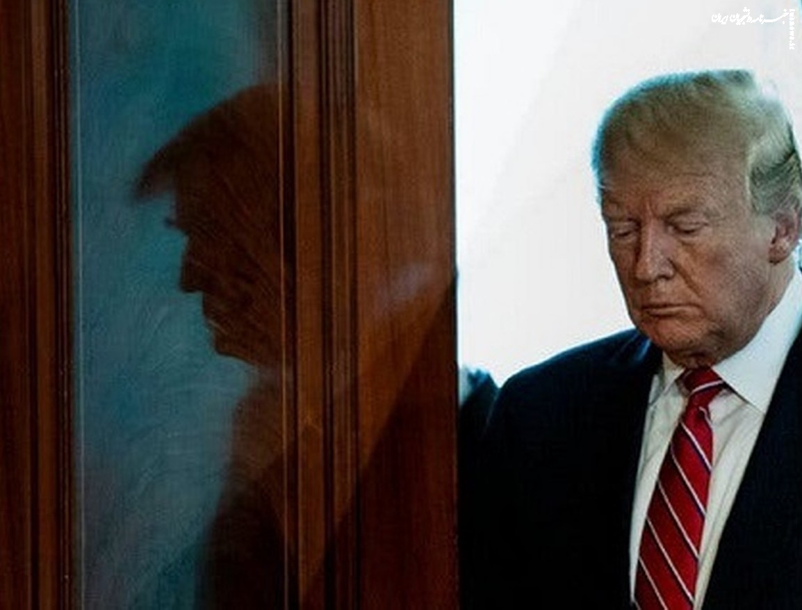 نهادزدایی، فساد و ایدئولوژی