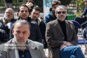 تجمع هنرمندان در وداع با رهبر شهید انقلاب