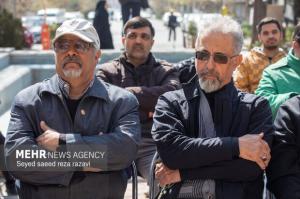 تجمع هنرمندان در وداع با رهبر شهید انقلاب