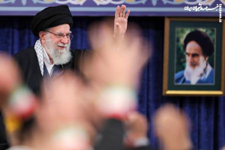 خدمات فکری و اجتماعی شهید خامنه‌ای به انقلاب اسلامی