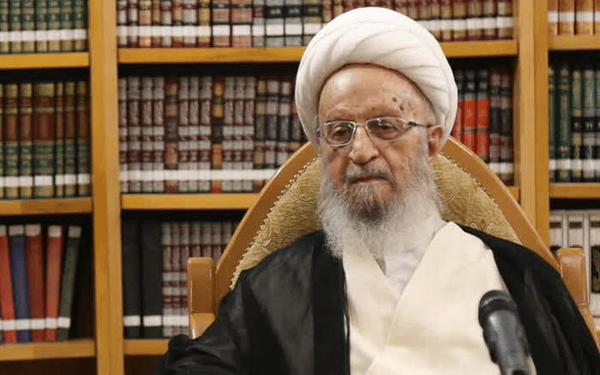تأکید آیت‌الله مکارم‌ شیرازی بر لزوم تسریع در انتخاب رهبری