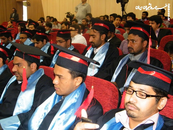 درخواست دانشجویان عراقی دانشگاه علم و صنعت از آیت‌الله سیستانی