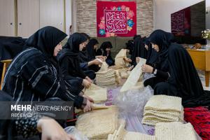 بانوان جهادگر در ایام‌ جنگ‌ تحمیلی رمضان‌ +عکس
