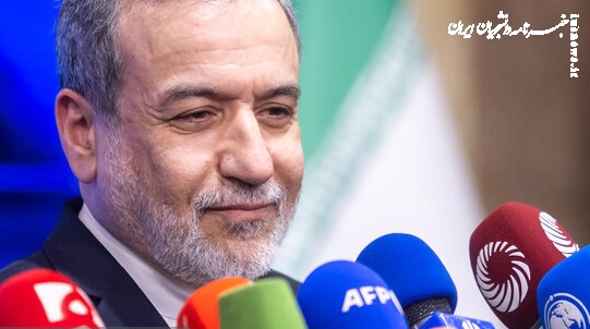 عراقچی: متجاوزان تاکنون به ۵۳ بیمارستان حمله و آنها را تخریب کرده‌اند