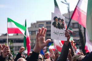 تشییع شهیدان لاریجانی، سلیمانی و شهدای ناو دنا +عکس