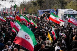 تشییع شهیدان لاریجانی، سلیمانی و شهدای ناو دنا +عکس