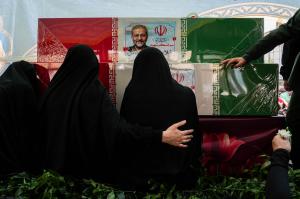 تشییع شهیدان لاریجانی، سلیمانی و شهدای ناو دنا +عکس