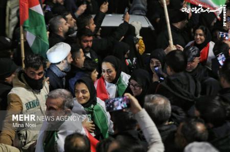 «در آغوش وطن»؛ گردهمایی مردمی شب‌های همبستگی با حضور بانوان ملی‌ پوش