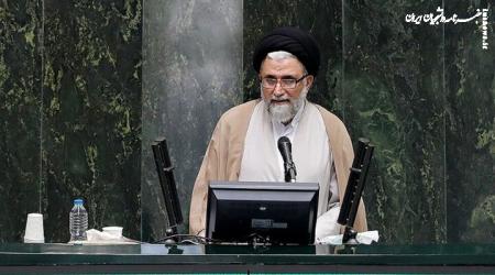 تشییع پیکر وزیر شهید اطلاعات بر دوش نمازگزاران جمعه تهران