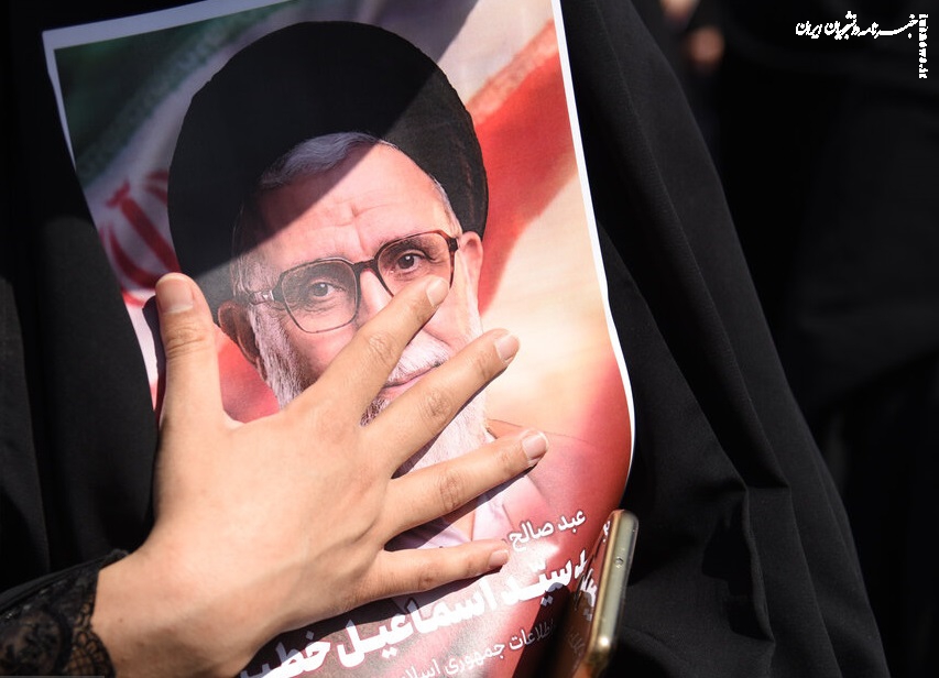 تشییع پیکر مطهر شهید «اسماعیل خطیب» در مشهد +عکس