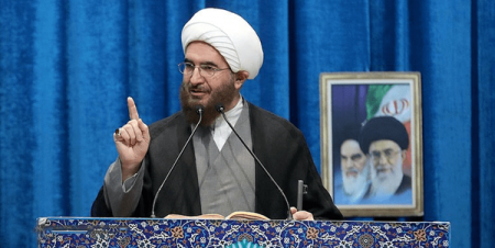 رهبر شهید بزرگترین خدمات را به اصل ولایت فقیه انجام دادند