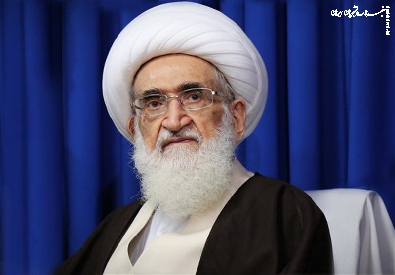 دشمنان این ملت و کشور با همه توان در پی ضربه زدن به ایران اسلامی هستند