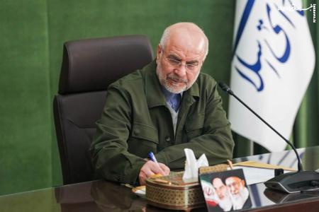 قالیباف: بر خود می‌بالم که خود را عضو کوچکی از پاسداران بدانم