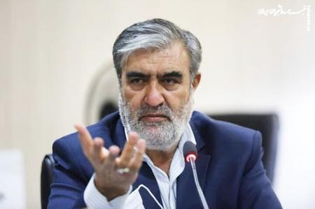 عراقچی در سفر به پاکستان هیچ مأموریتی در حوزه هسته‌ای ندارد