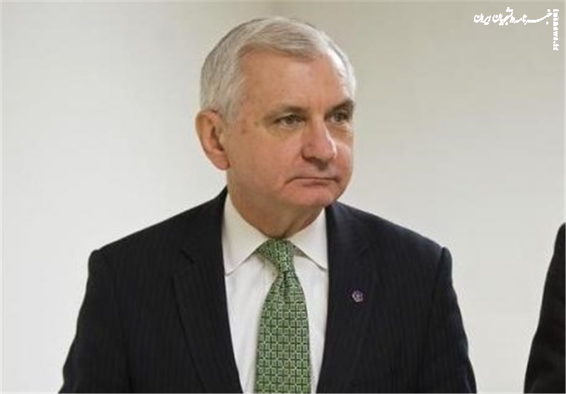 سناتور آمریکایی خطاب به هگست: به هیچ هدفی علیه ایران نرسیدید